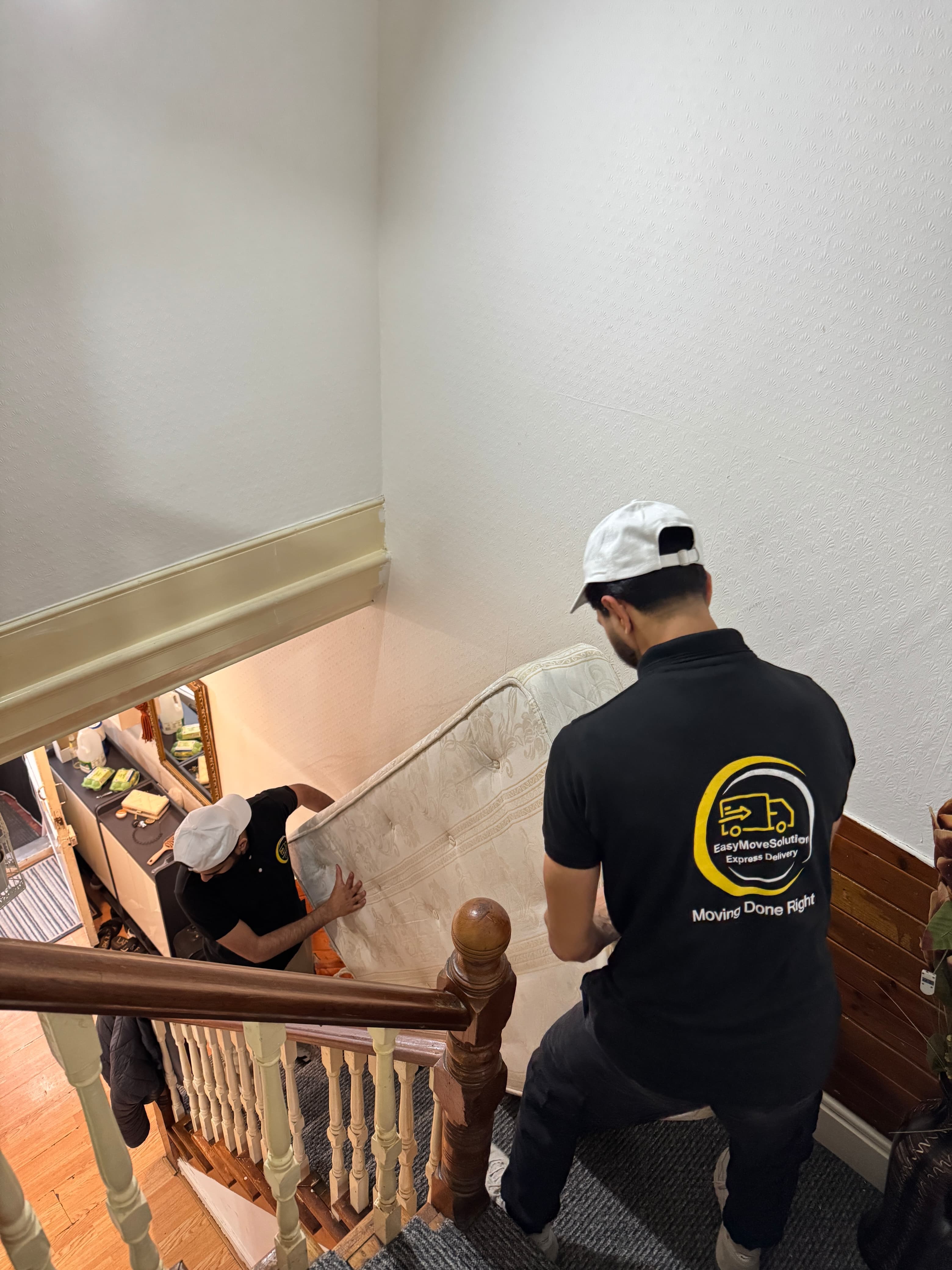 Moving service image 9