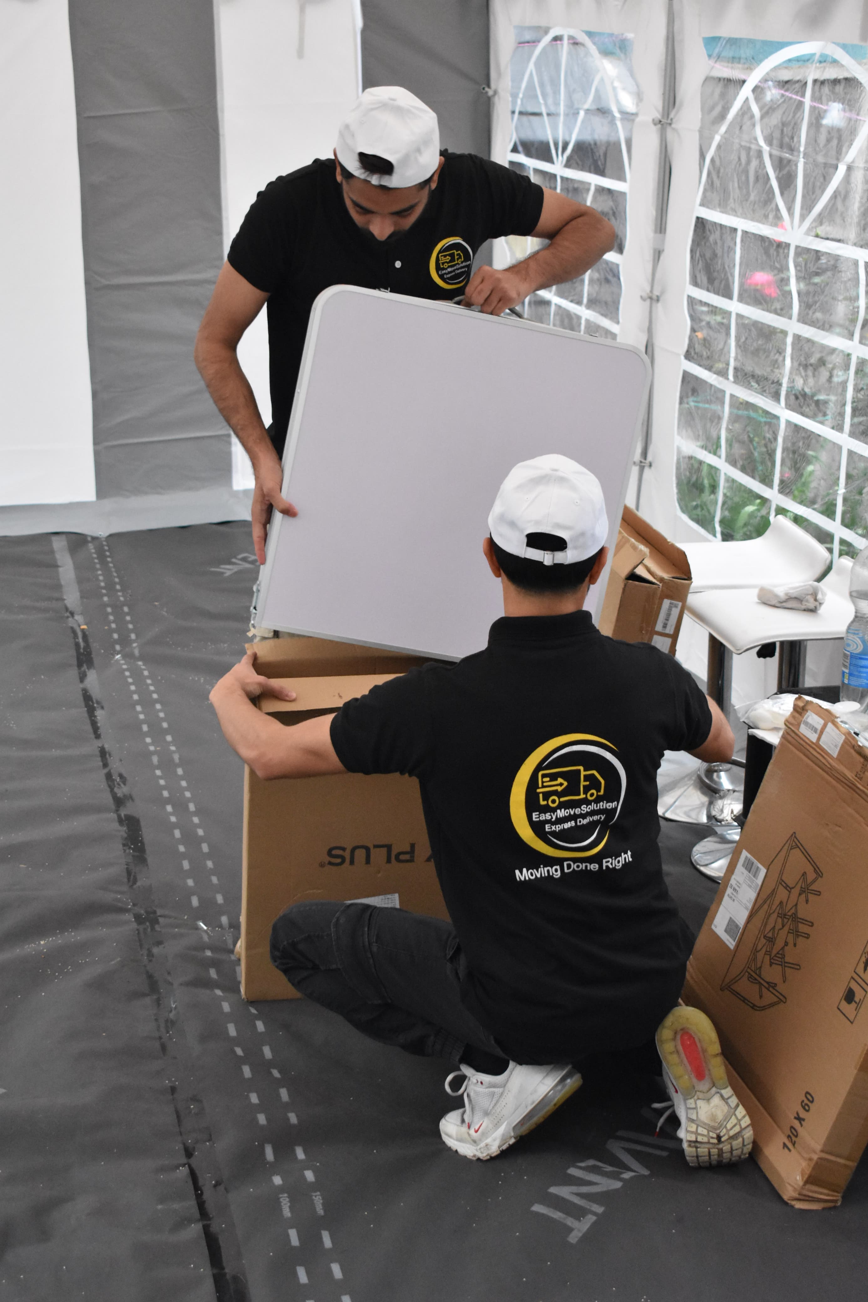 Moving service image 13