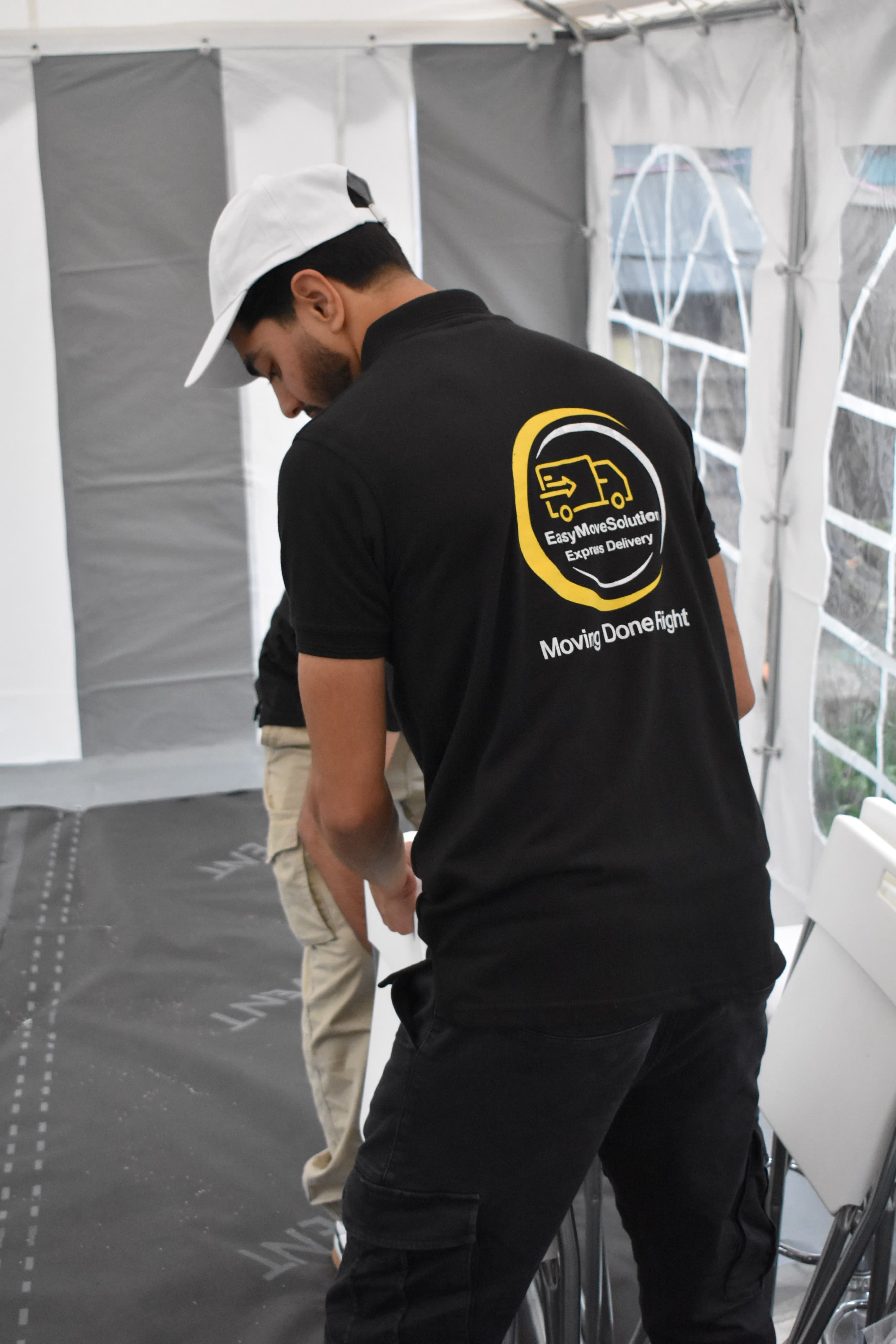 Moving service image 25